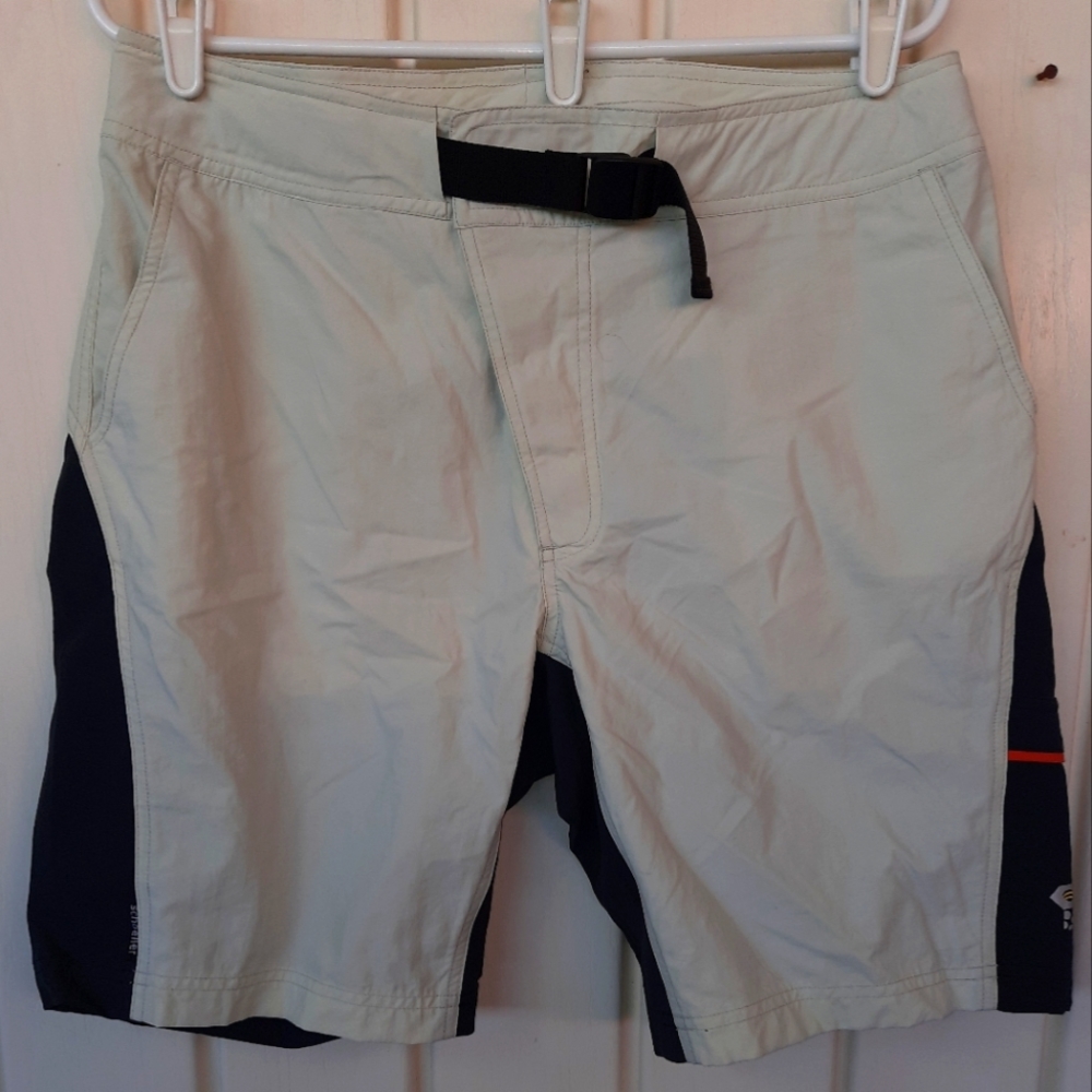Mountain Hardwear NWT womens size 14 fusion nylon active hiking shorts